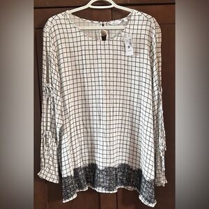 Reitmans Black and White Checkered Blouse
